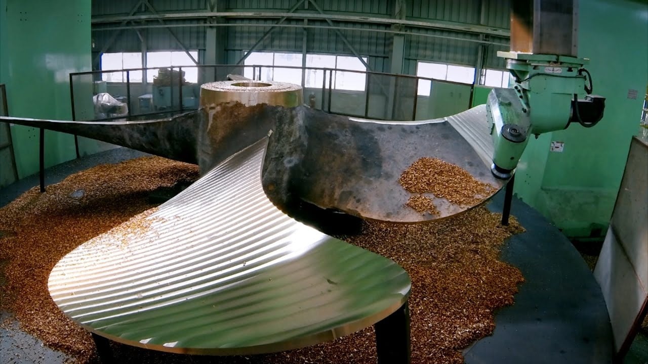 Custom Marine Components — bronze and aluminum castings by Neenah Foundry